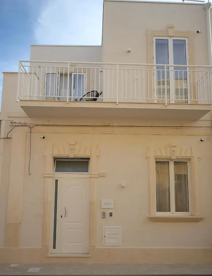 Holiday home Sciantusa Avola Italy